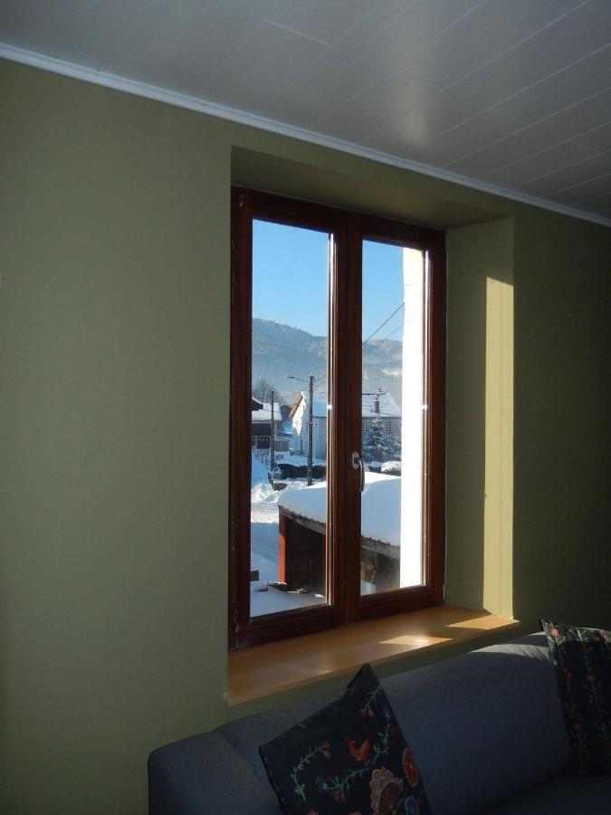 Au Pied Du Gazon Apartman Saint-Maurice-sur-Moselle Kültér fotó