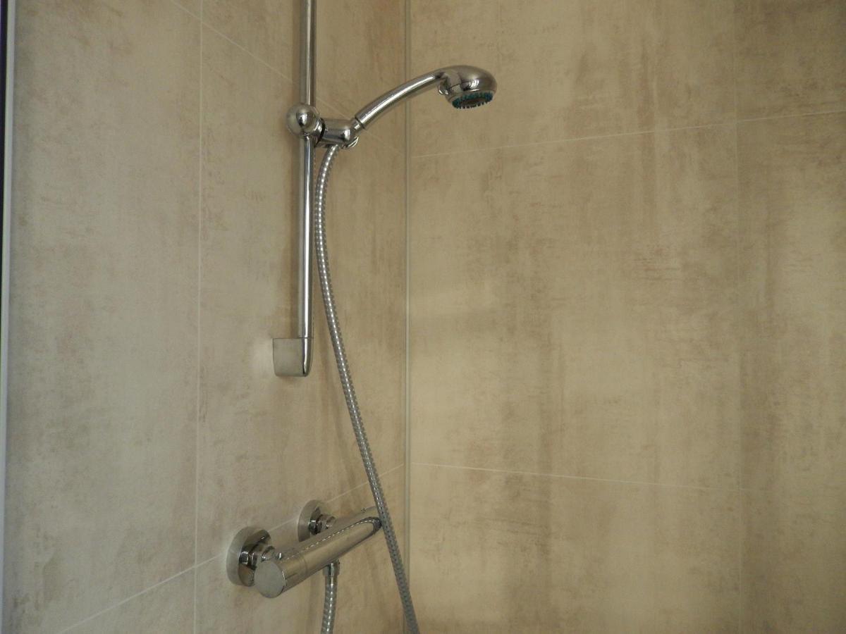 Au Pied Du Gazon Apartman Saint-Maurice-sur-Moselle Kültér fotó